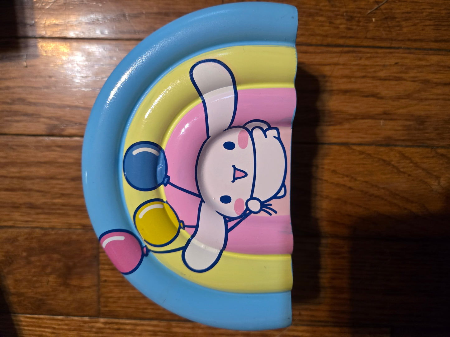 Sanrio- brush holder
