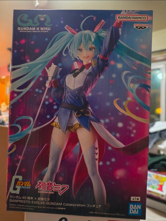 Figure- Hatsune Miku