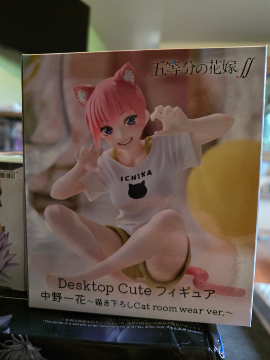 Figure- Quintessential Quintuplets