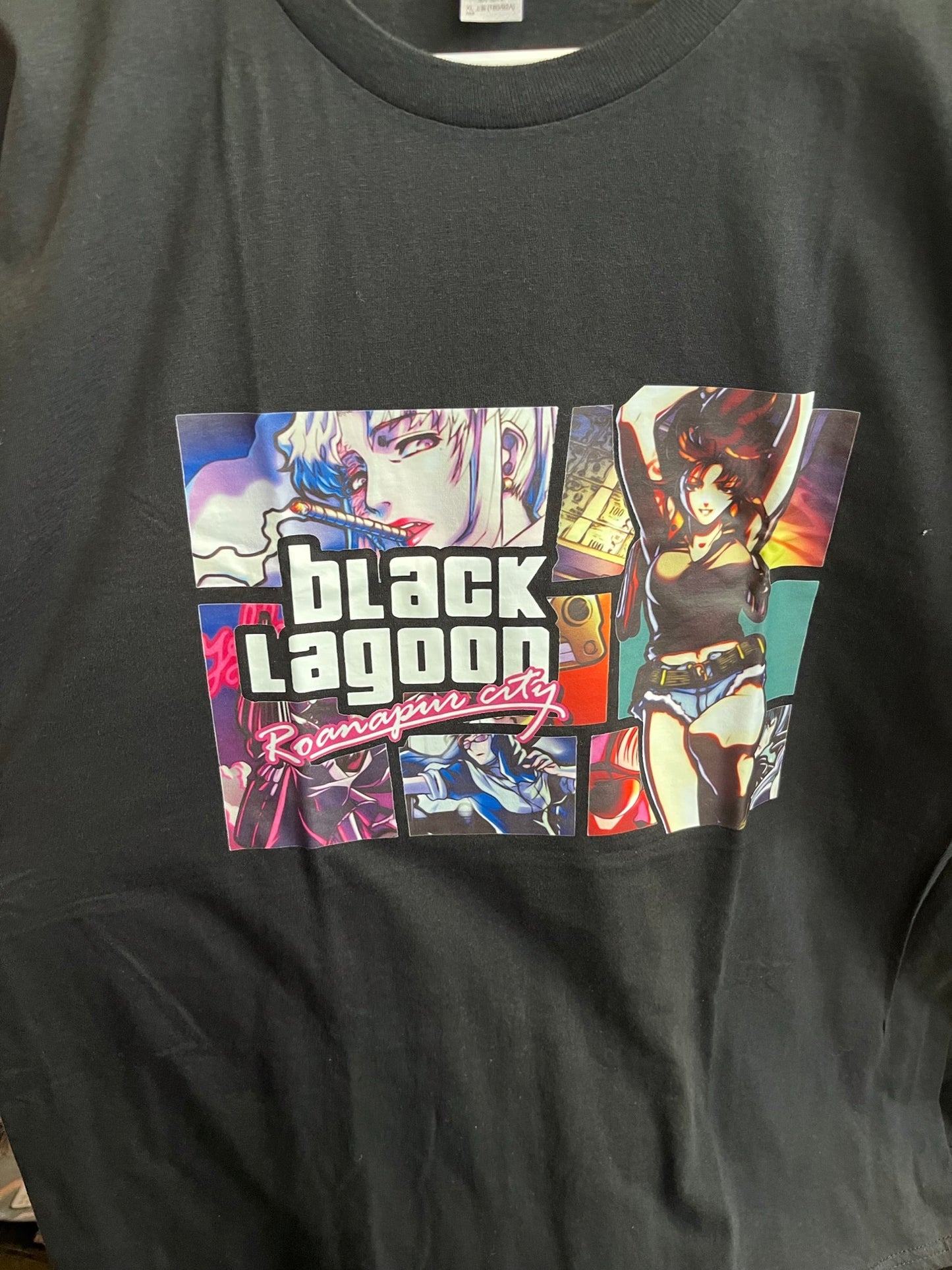 T-shirt- Black Lagoon