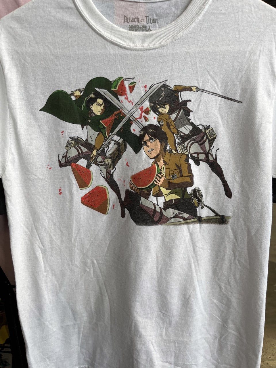 T-shirt- Attack on Titan